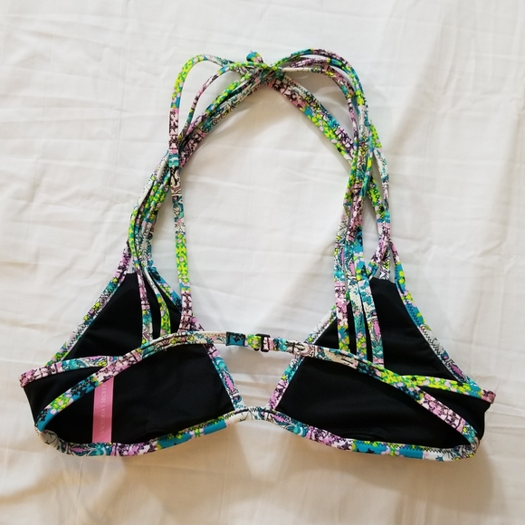 Bundle 2 Bikini Tops Victoria's Secret Size Small - Picture 5 of 12